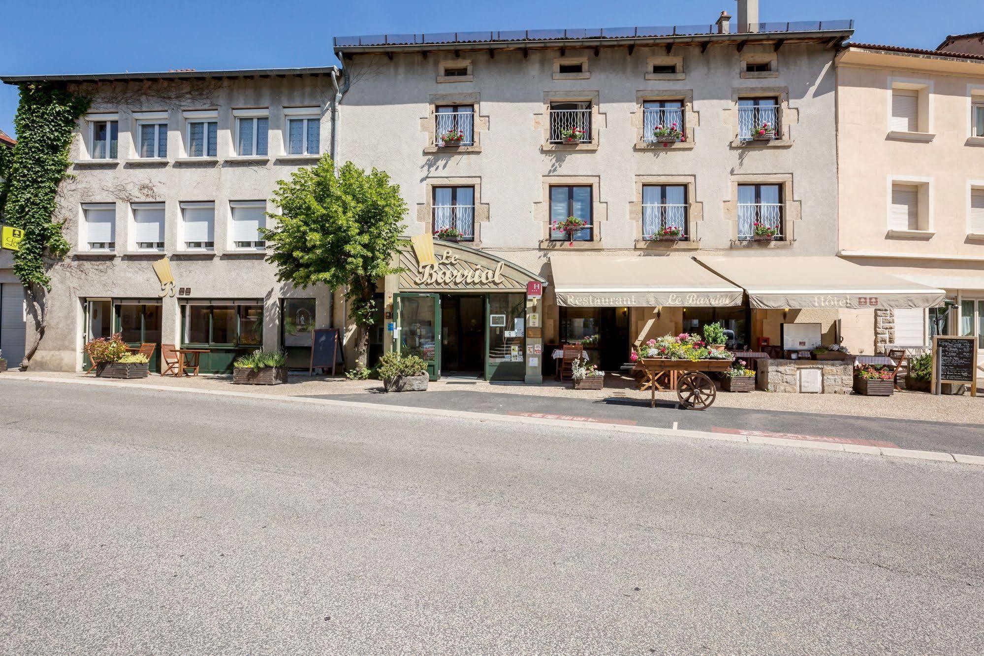 Отель Le Barriol Saint-Julien-Chapteuil Экстерьер фото
